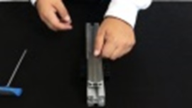 Befestigung von Linearsystemen über Montagehalter